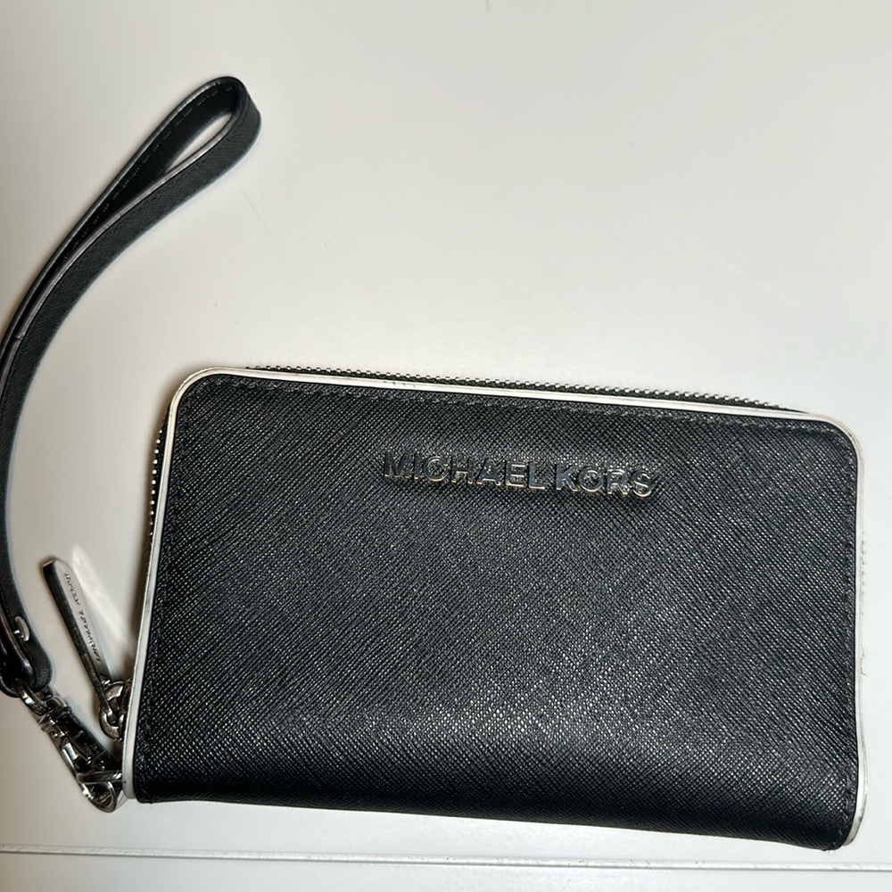 Michael Kors black leather wallet with wristlet